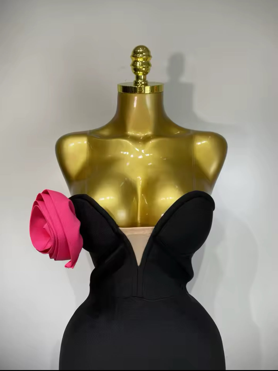 Sculpted Elegance Bandage Gown – Black with Pink Rose