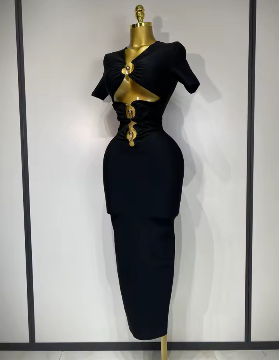 Sculpted Charm Cutout Bandage Dress – Black