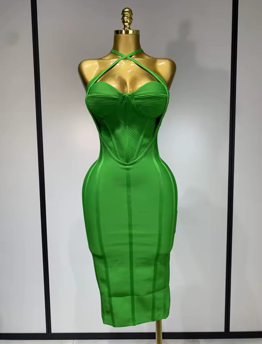 Sculpted Elegance Bandage Dress – Emerald Green