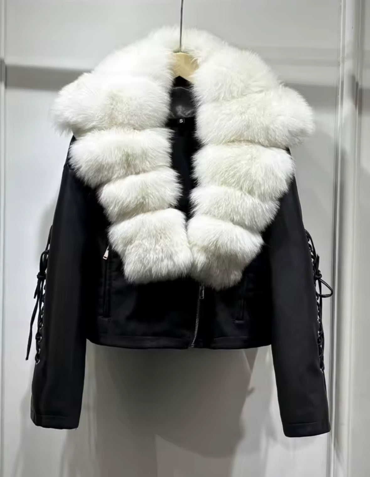 Luxury PU Leather Jacket with Genuine Fox Fur Collar